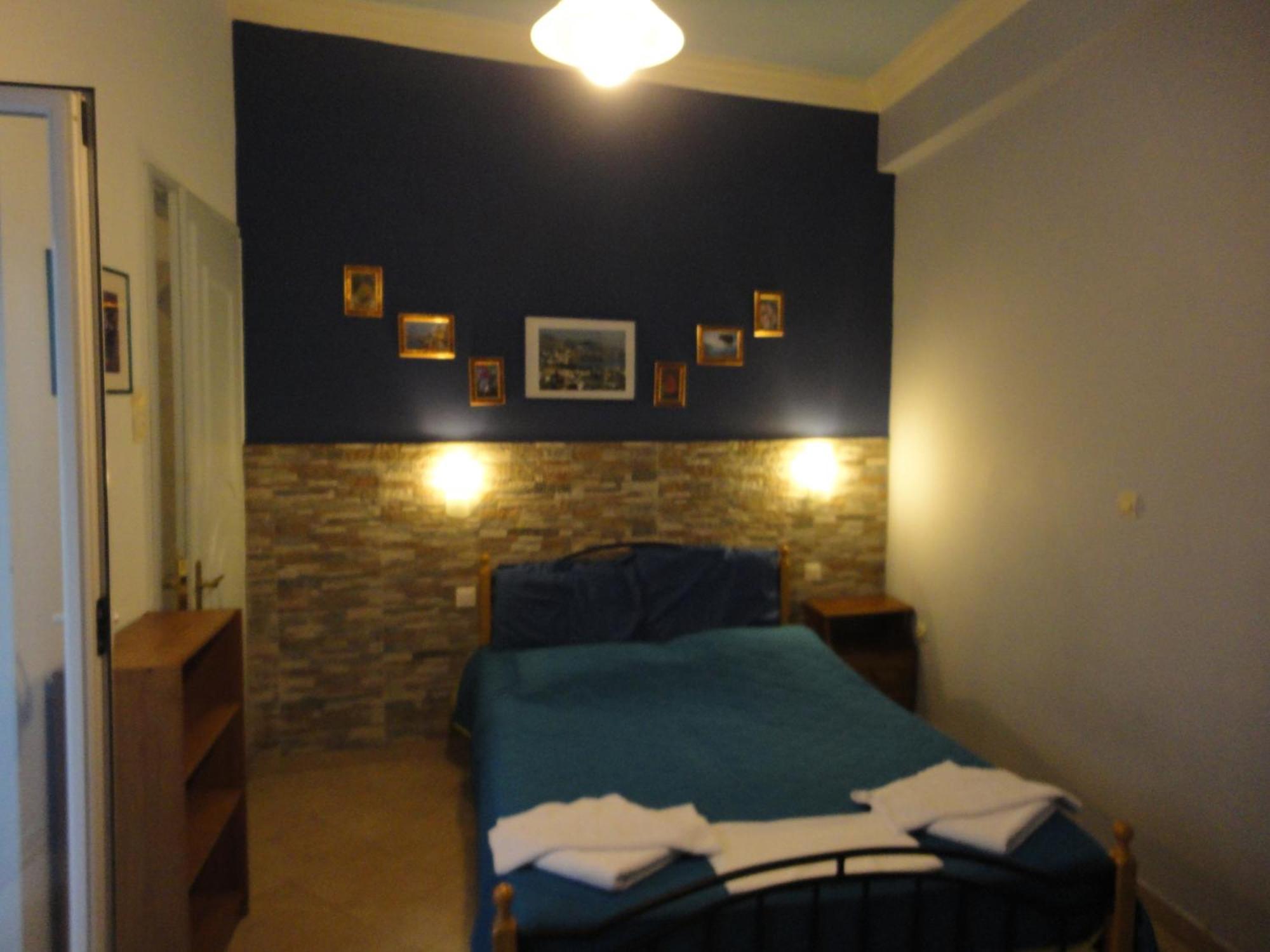 Apergis Rooms Hermópolis Quarto foto